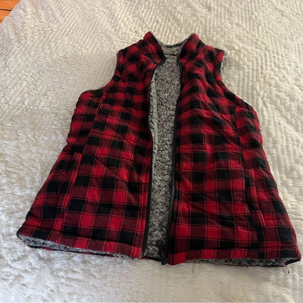 Women’s reversible vest